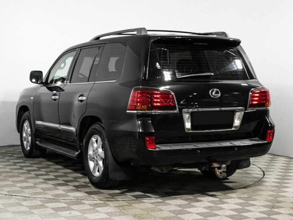 Lexus LX с пробегом — 2011 год. Фото: #5