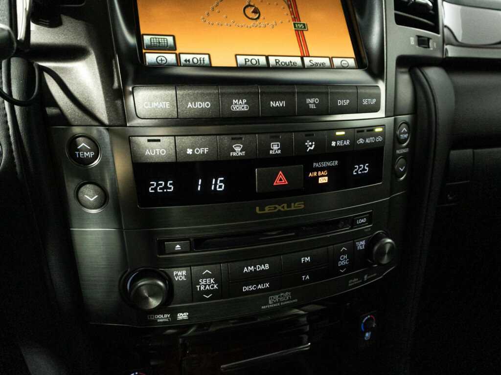 Lexus LX с пробегом — 2011 год. Фото: #22