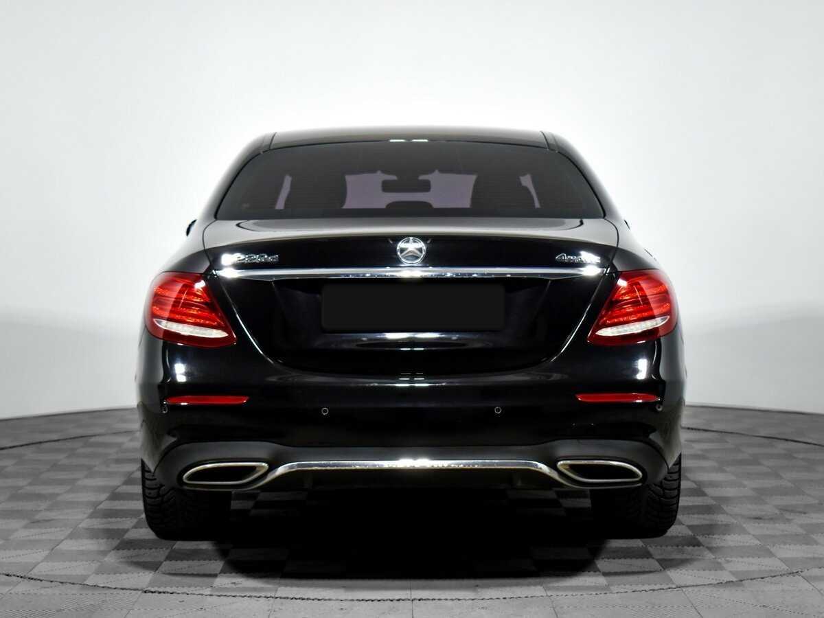 Mercedes-Benz E-Класс с пробегом — 2018 год. Фото: #4