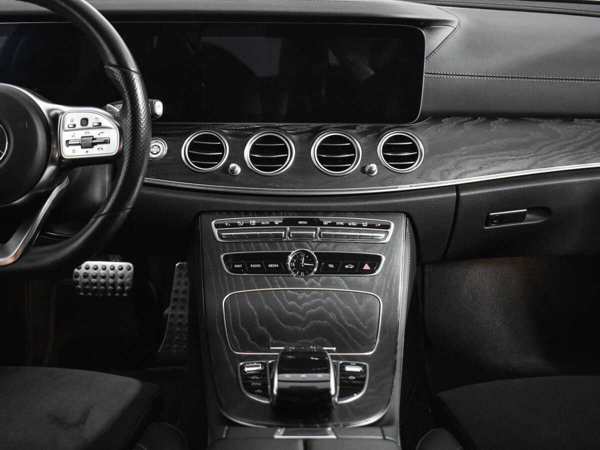 Mercedes-Benz E-Класс с пробегом — 2018 год. Фото: #11