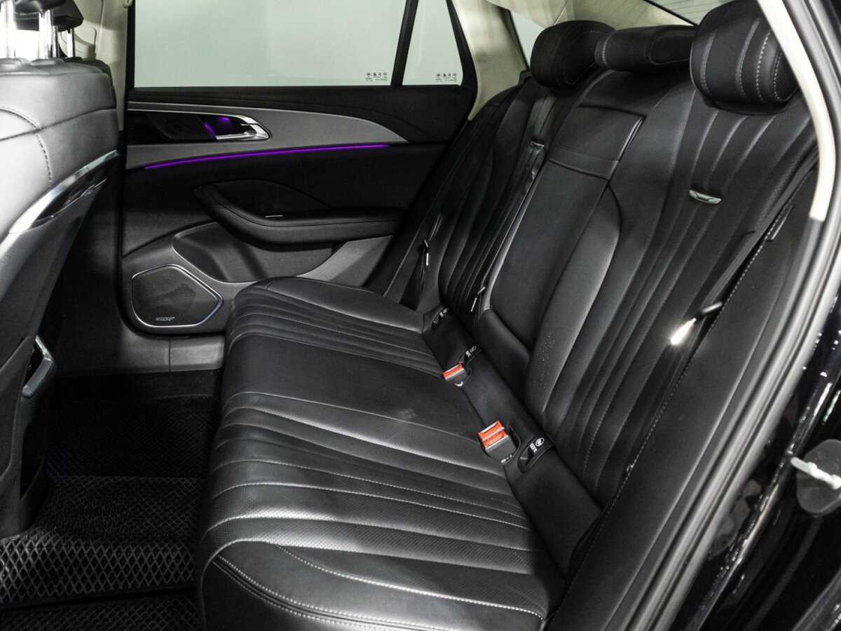 Hongqi H5 с пробегом — 2023 год. Фото: #9