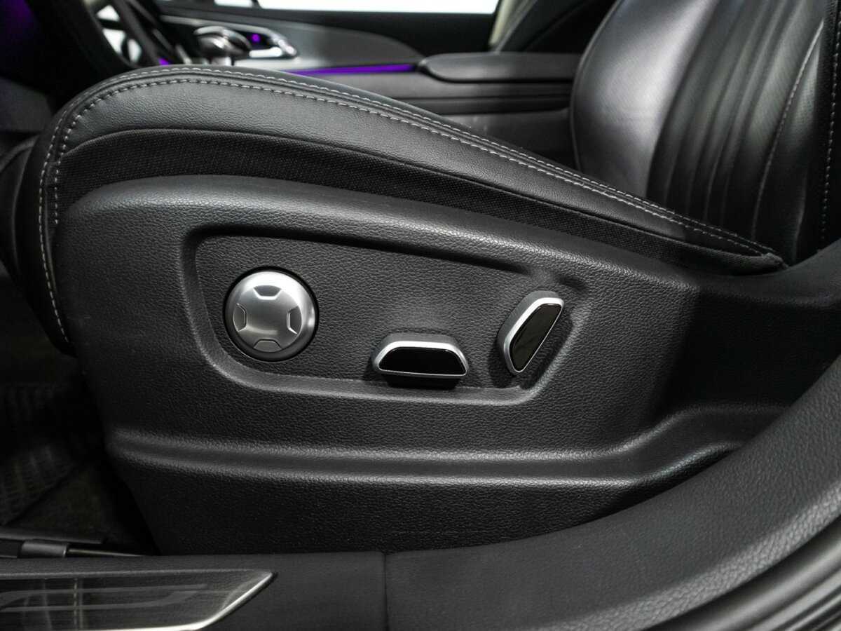 Hongqi H5 с пробегом — 2023 год. Фото: #15