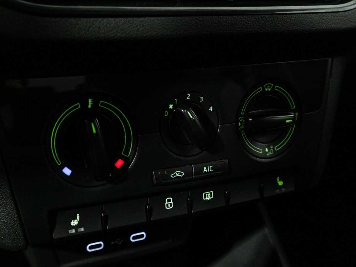 Skoda Rapid с пробегом — 2020 год. Фото: #14