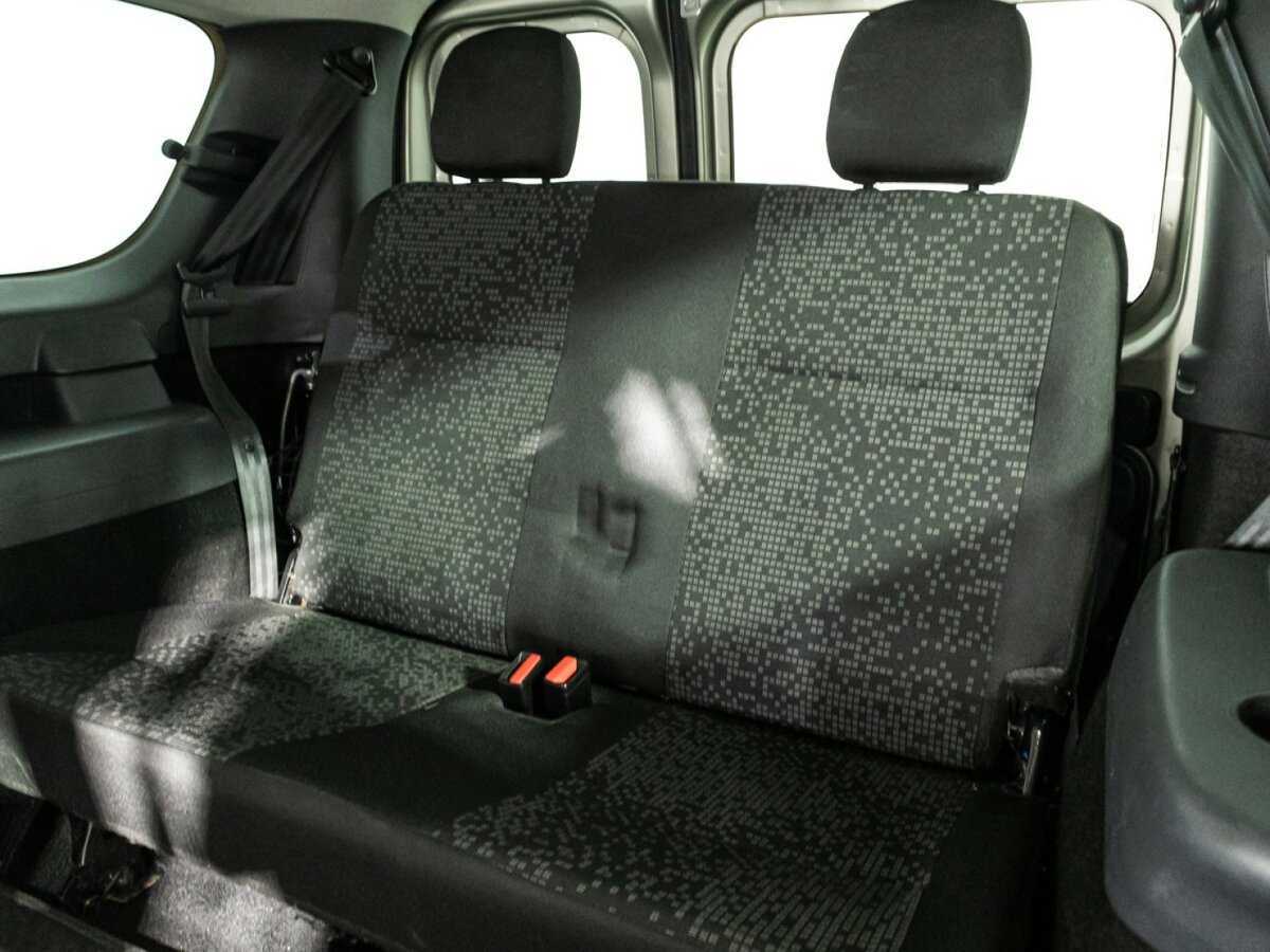 Lada (ВАЗ) Largus с пробегом — 2020 год. Фото: #14