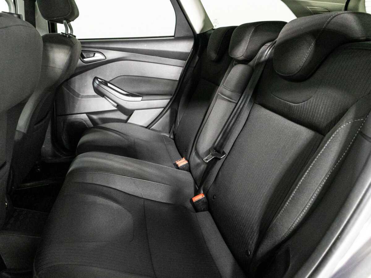 Ford Focus с пробегом — 2012 год. Фото: #9