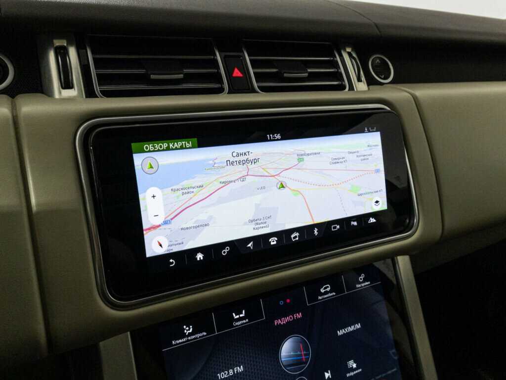 Land Rover Range Rover с пробегом — 2018 год. Фото: #16