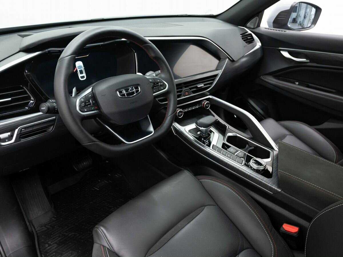 Geely Tugella с пробегом — 2023 год. Фото: #6