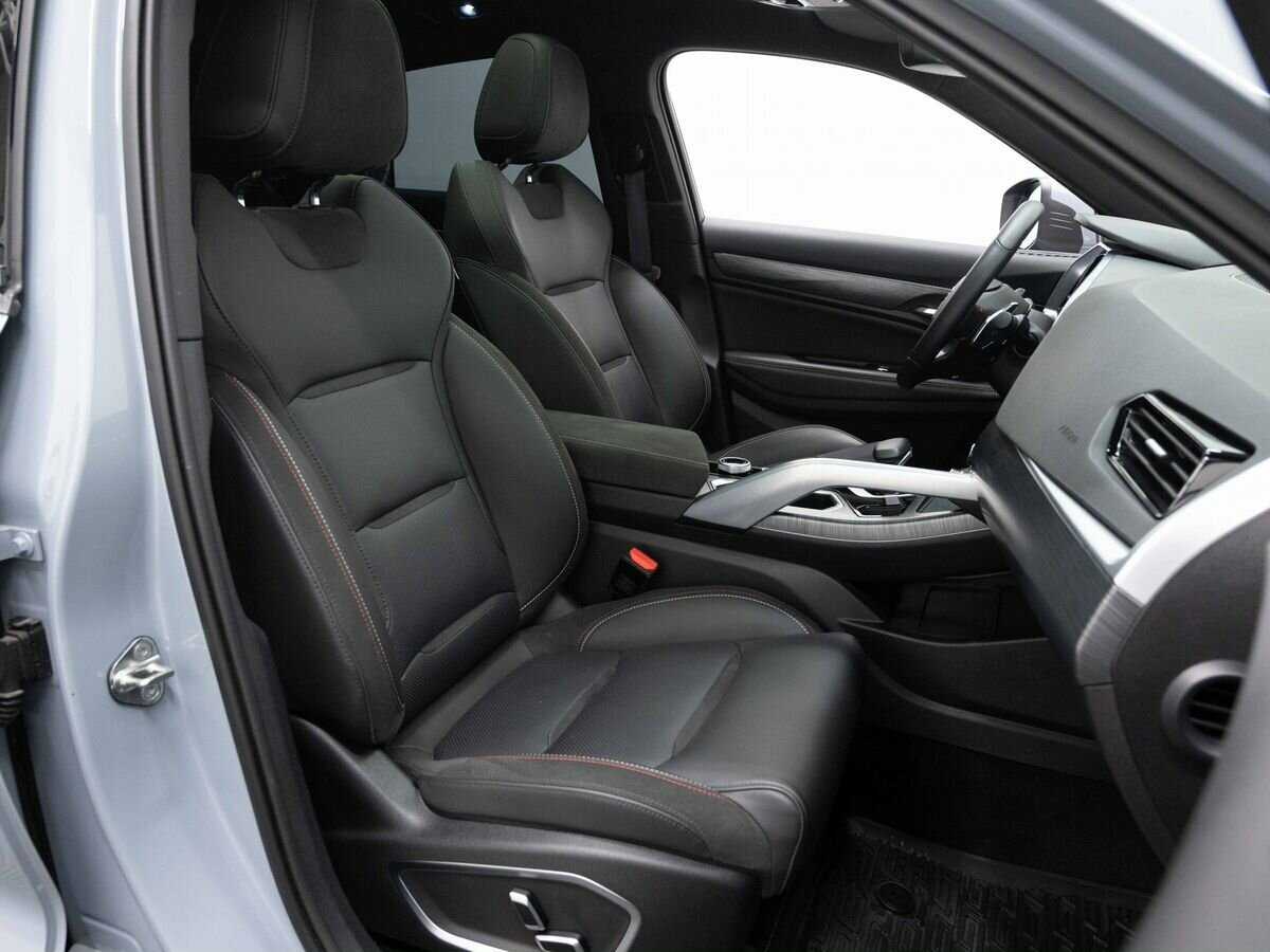 Geely Tugella с пробегом — 2023 год. Фото: #11