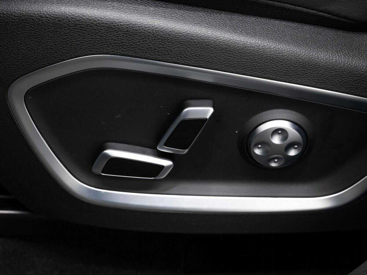 Geely Tugella с пробегом — 2023 год. Фото: #19