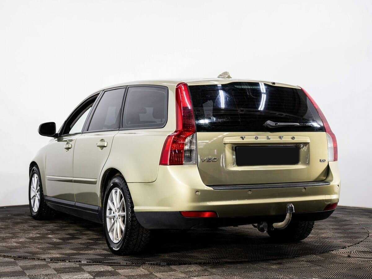 Volvo V50 с пробегом — 2009 год. Фото: #3