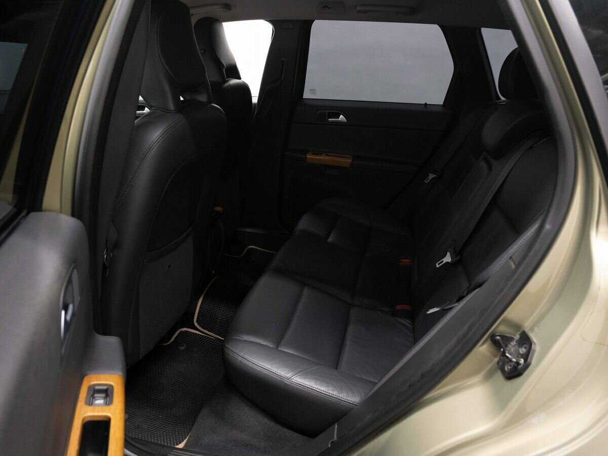 Volvo V50 с пробегом — 2009 год. Фото: #6