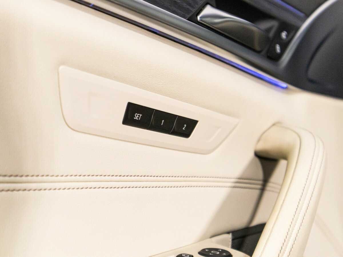 BMW 5 серии с пробегом — 2020 год. Фото: #16