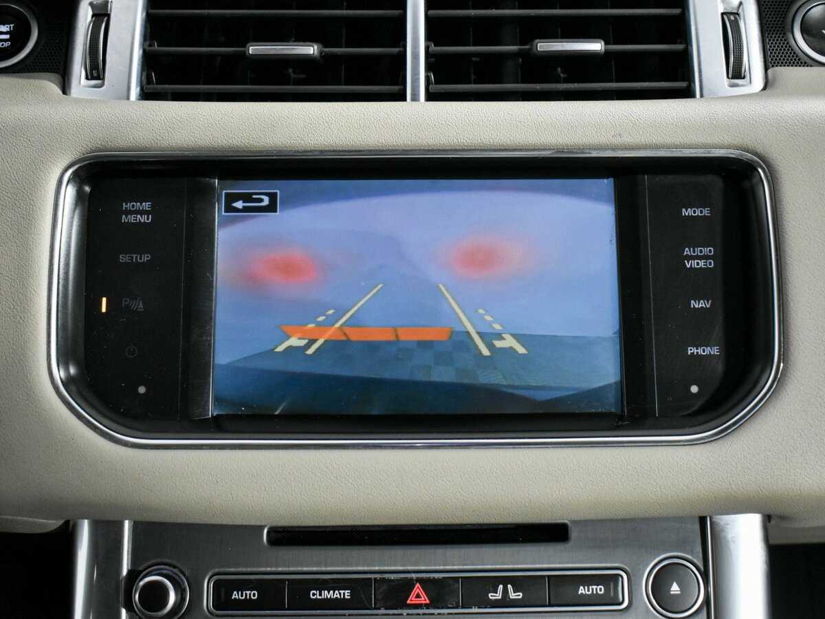 Land Rover Range Rover Sport с пробегом — 2015 год. Фото: #25