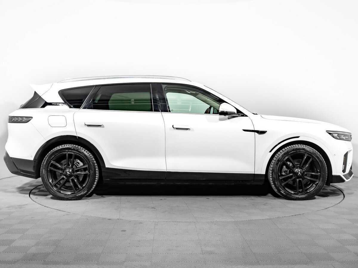 Voyah Free с пробегом — 2023 год. Фото: #3