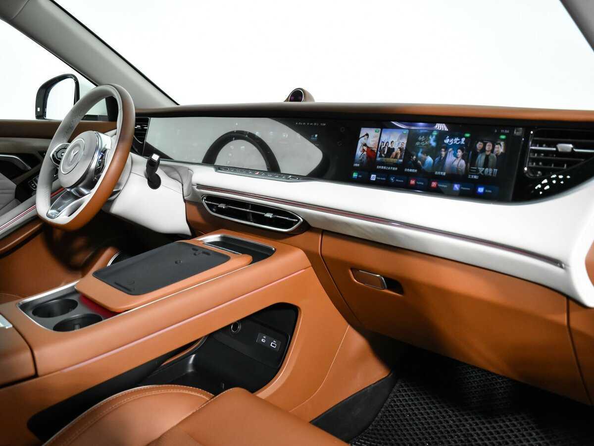 Voyah Free с пробегом — 2023 год. Фото: #8