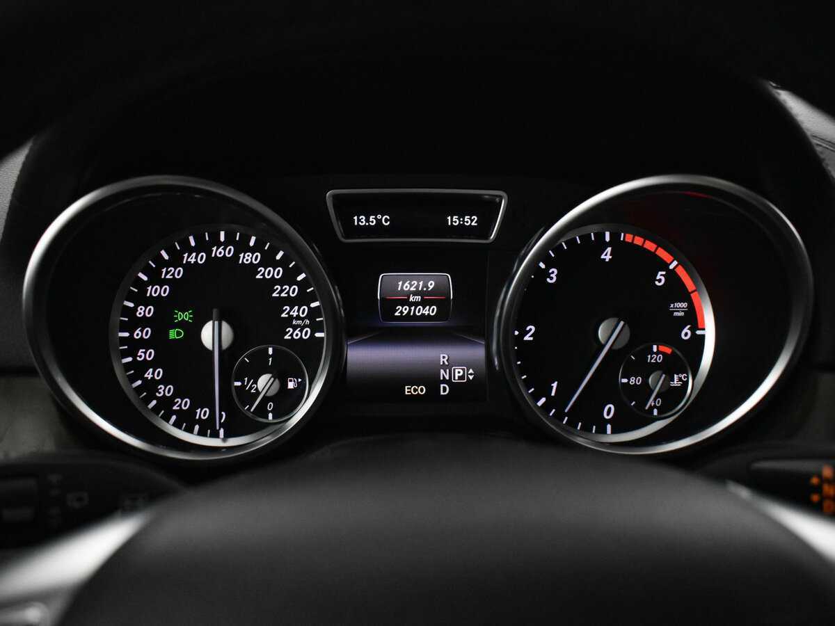 Mercedes-Benz GL-Класс с пробегом — 2013 год. Фото: #11