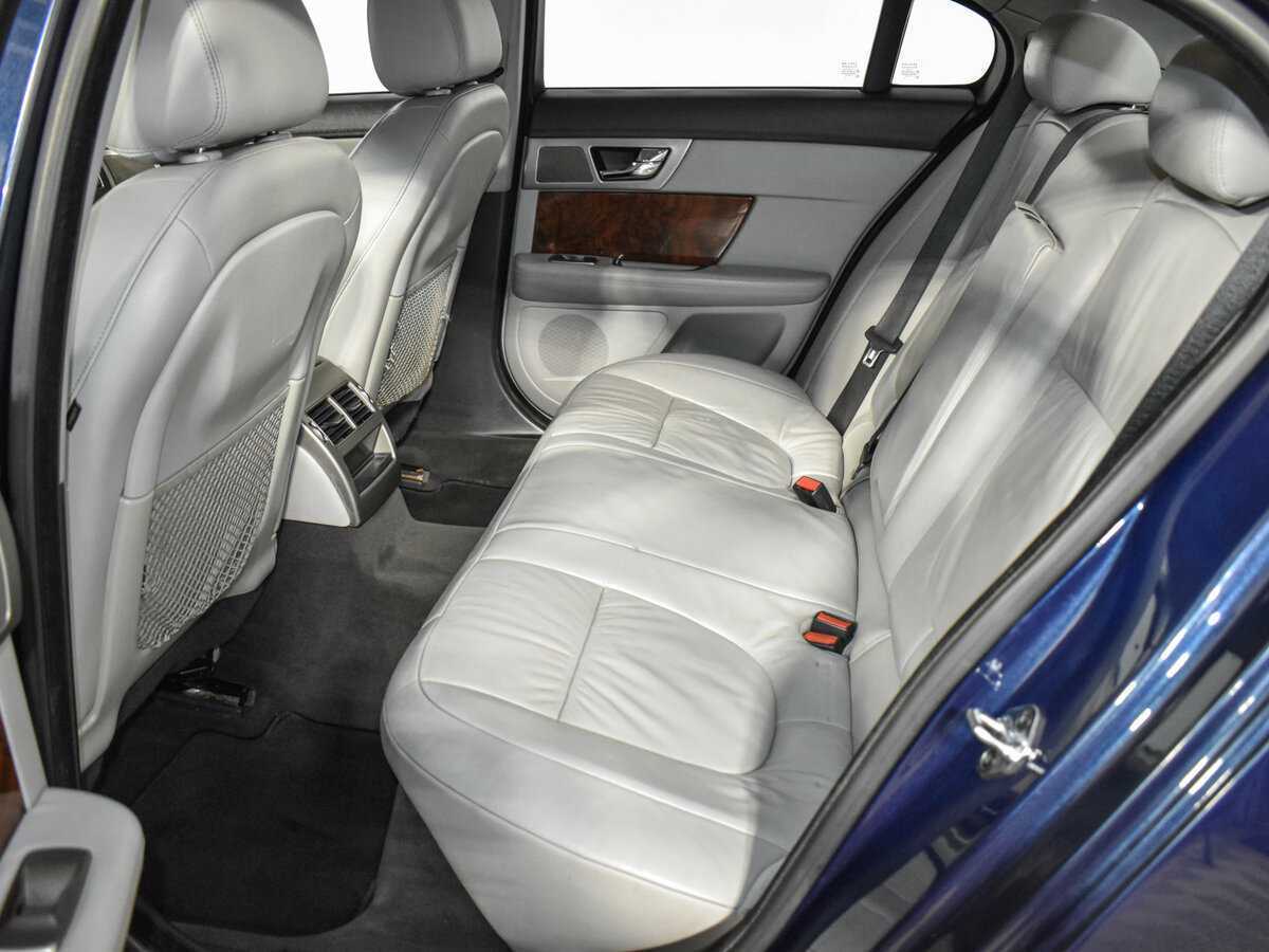 Jaguar XF с пробегом — 2008 год. Фото: #10
