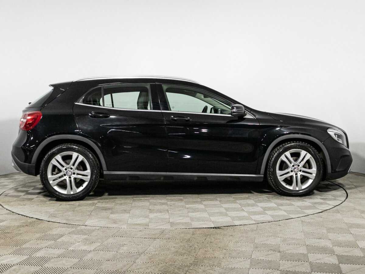 Mercedes-Benz GLA с пробегом — 2014 год. Фото: #3