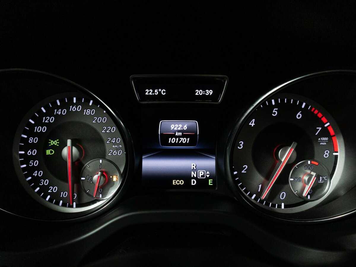 Mercedes-Benz GLA с пробегом — 2014 год. Фото: #11