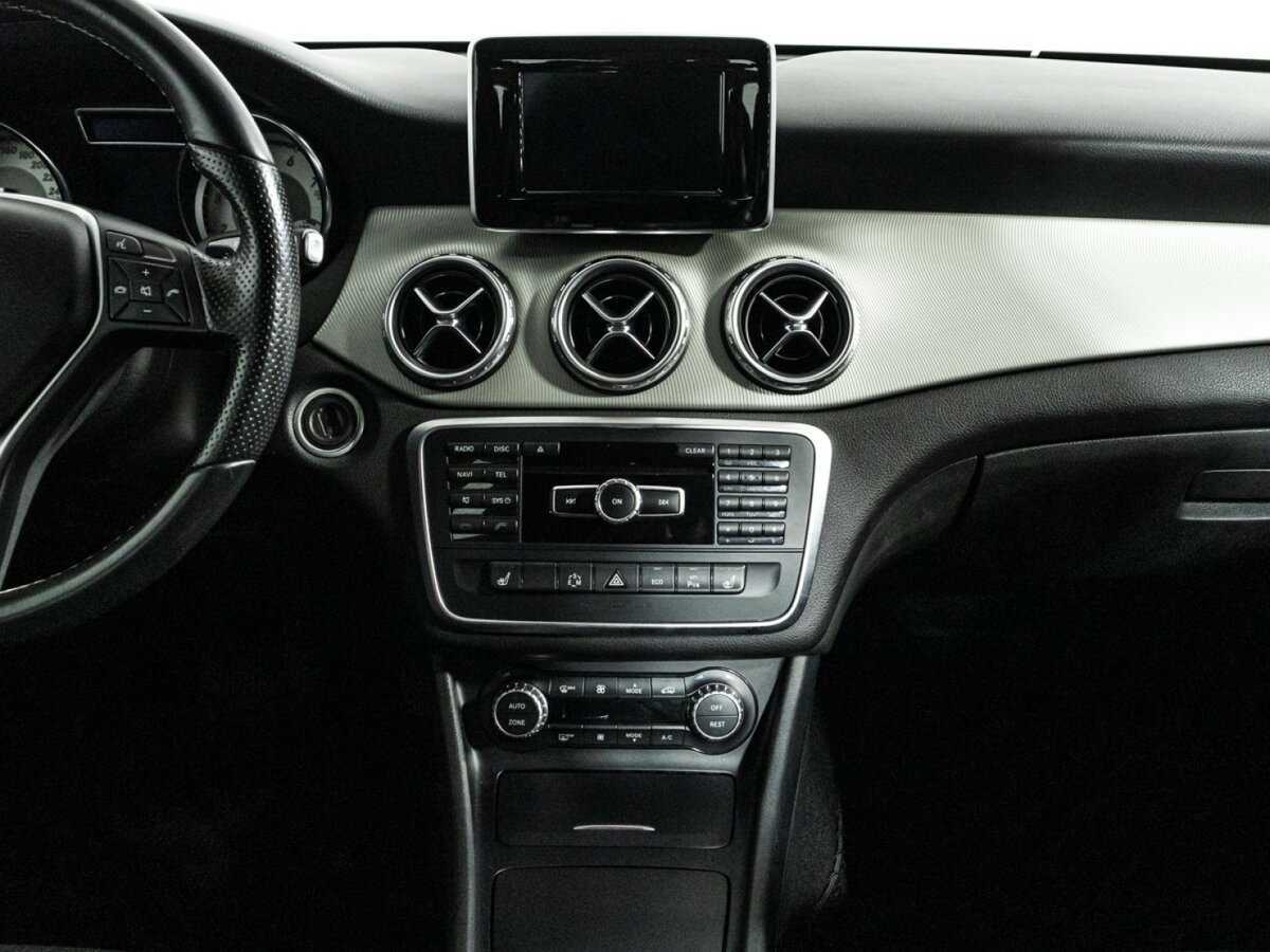 Mercedes-Benz GLA с пробегом — 2014 год. Фото: #13