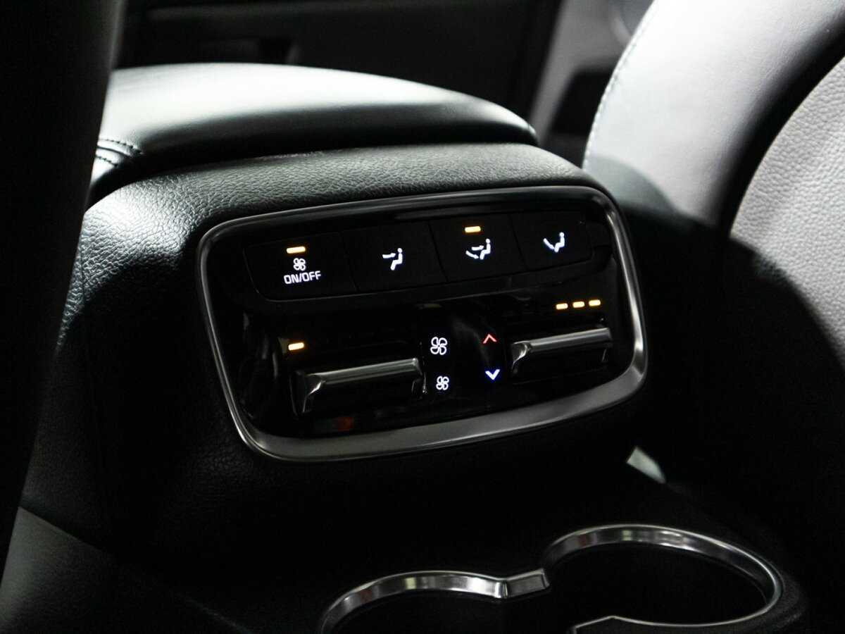 Kia Mohave с пробегом — 2020 год. Фото: #30