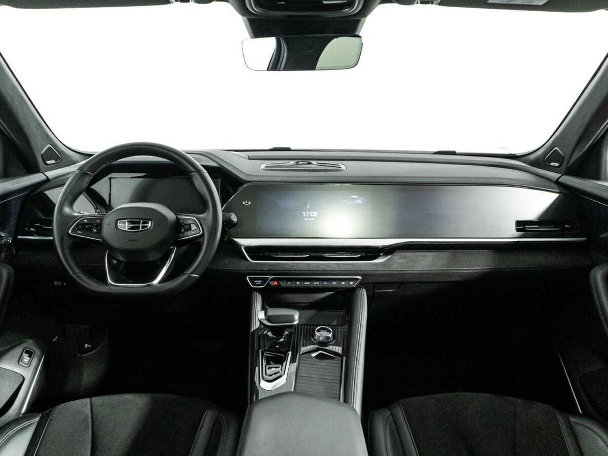 Geely Monjaro с пробегом — 2024 год. Фото: #12