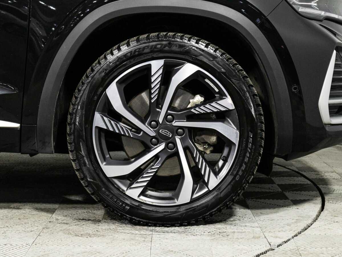 Geely Monjaro с пробегом — 2024 год. Фото: #28