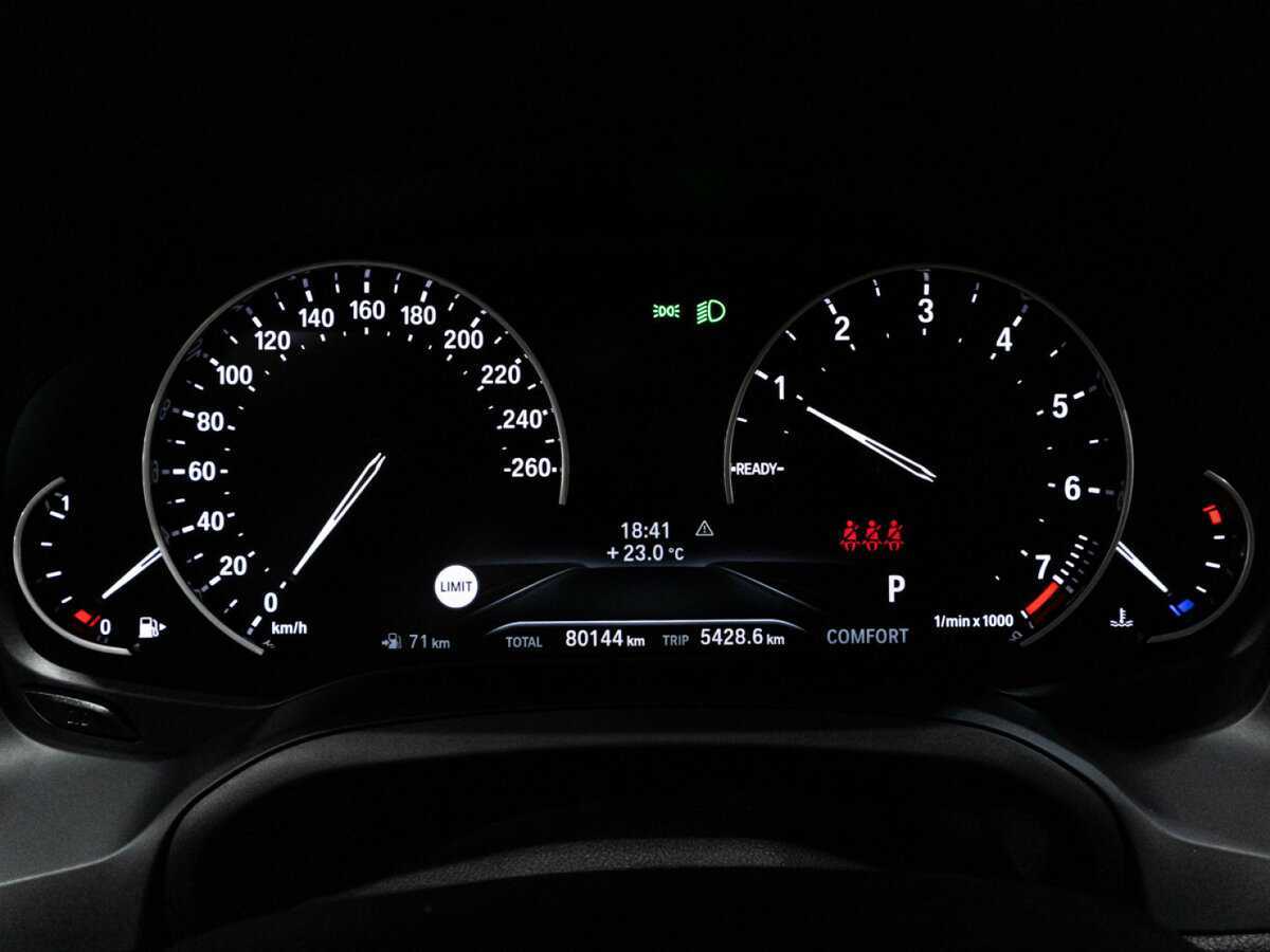 BMW 3 серии с пробегом — 2019 год. Фото: #11