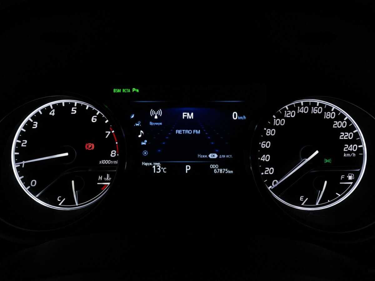 Toyota Camry с пробегом — 2019 год. Фото: #11