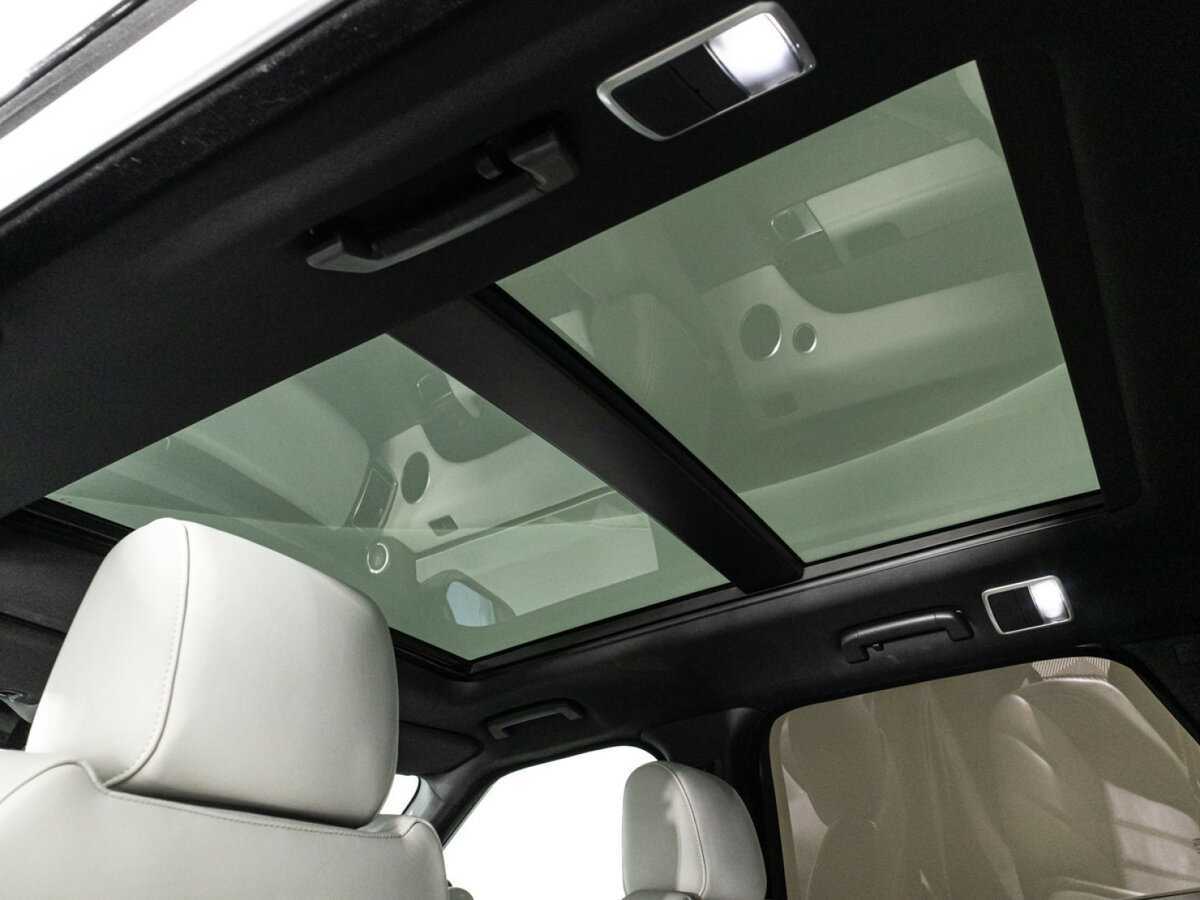 Land Rover Range Rover Sport с пробегом — 2014 год. Фото: #14