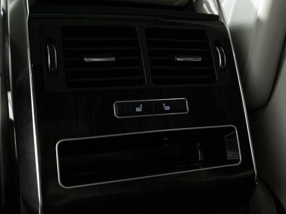 Land Rover Range Rover Sport с пробегом — 2014 год. Фото: #23