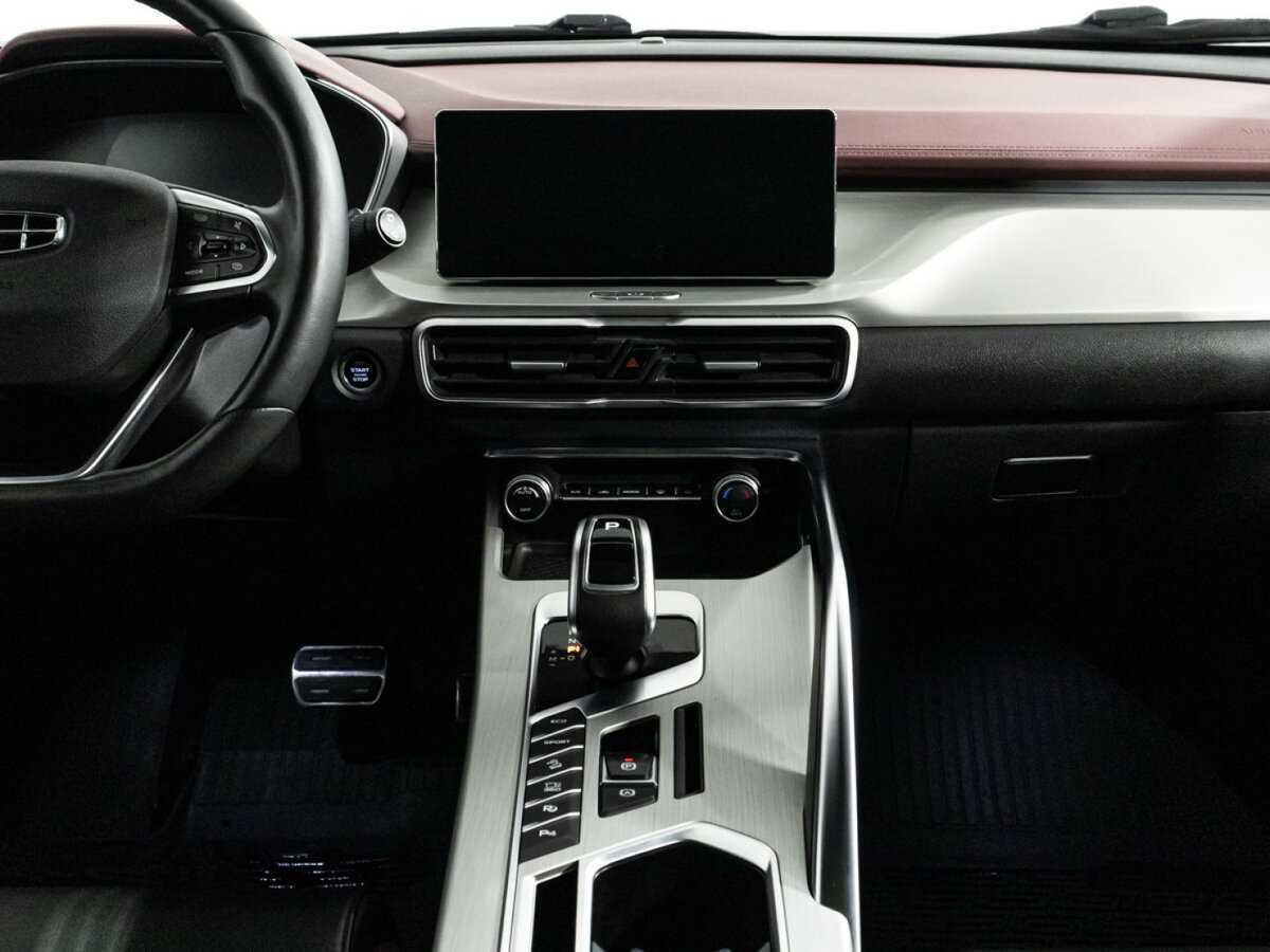 Geely Coolray с пробегом — 2021 год. Фото: #13