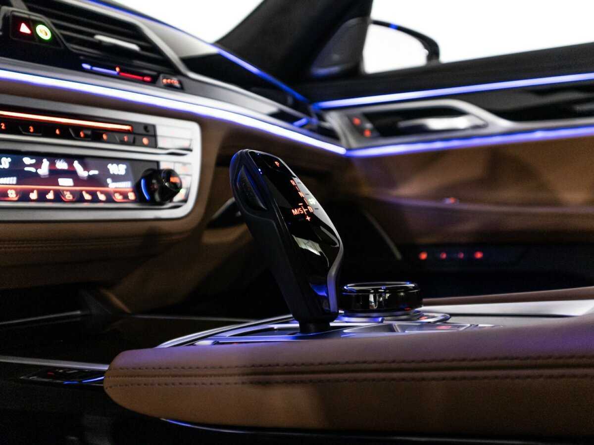 BMW 7 серии с пробегом — 2022 год. Фото: #30