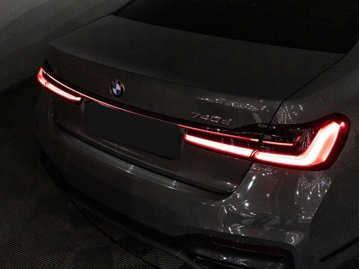 BMW 7 серии с пробегом — 2022 год. Фото: #35