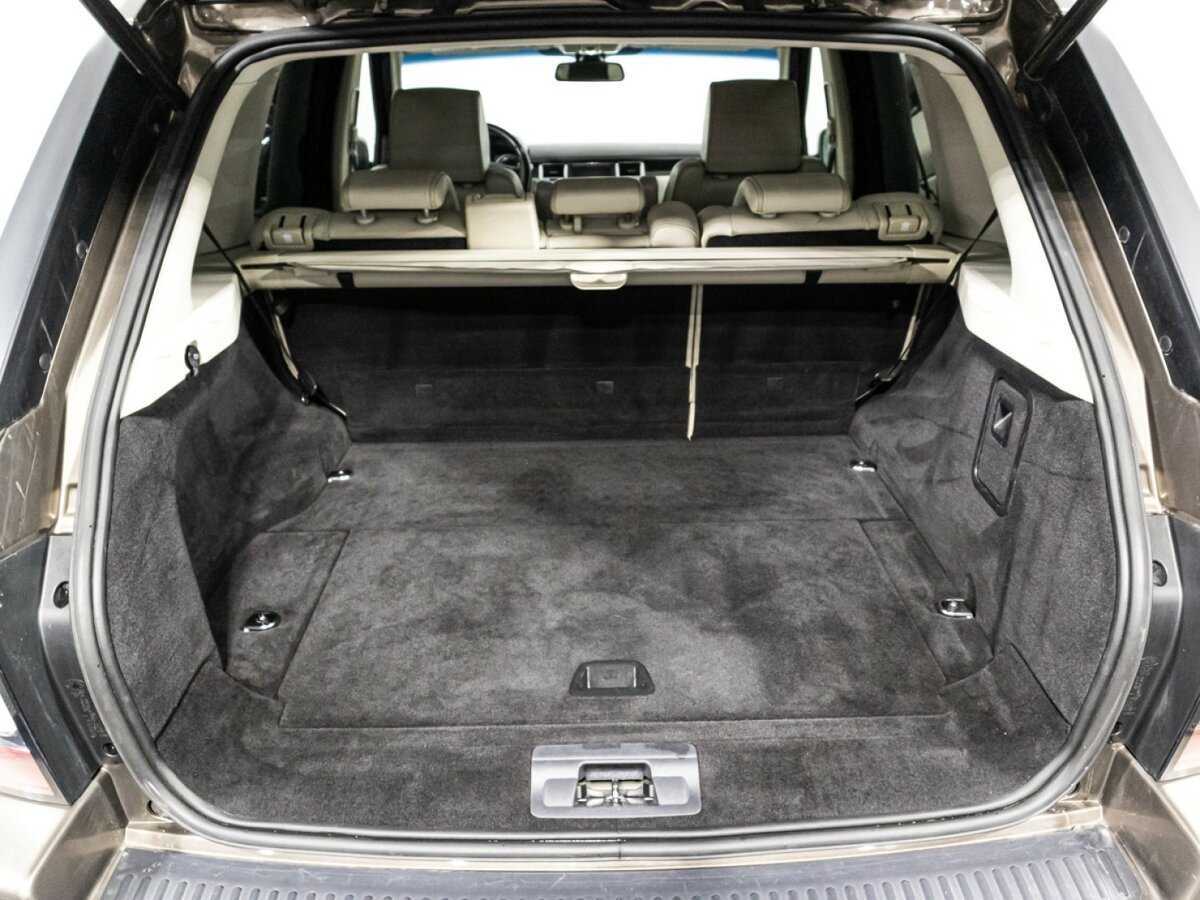 Land Rover Range Rover Sport с пробегом — 2011 год. Фото: #11