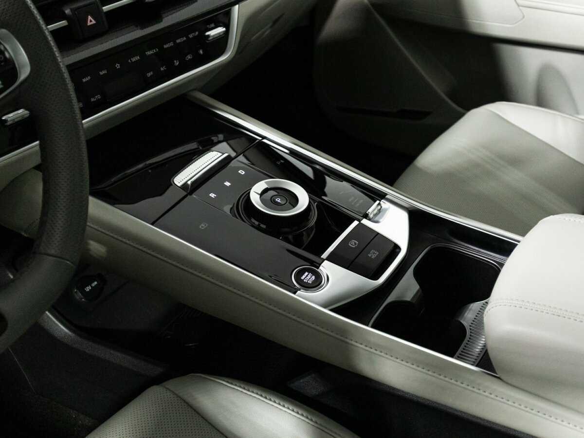 Kia Sportage с пробегом — 2023 год. Фото: #18