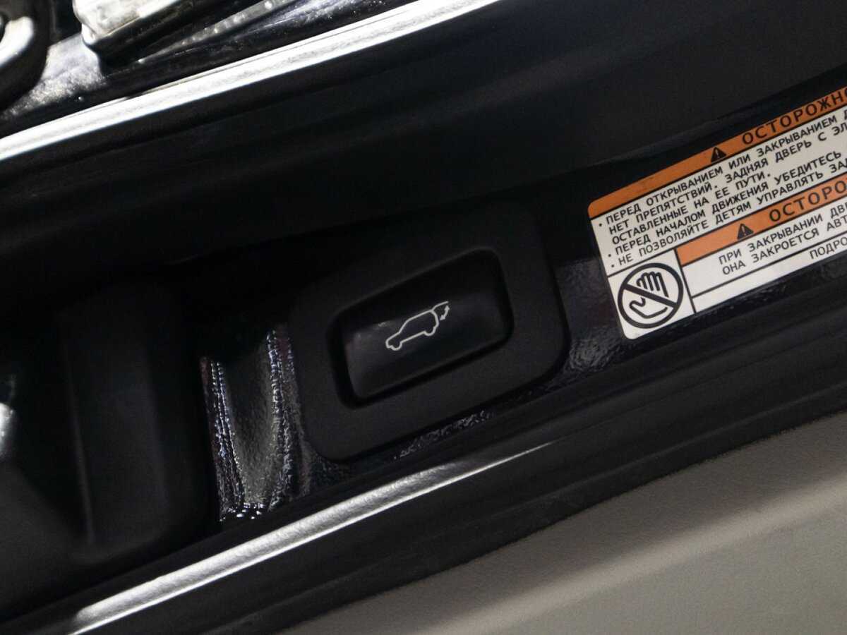 Toyota Land Cruiser с пробегом — 2016 год. Фото: #12