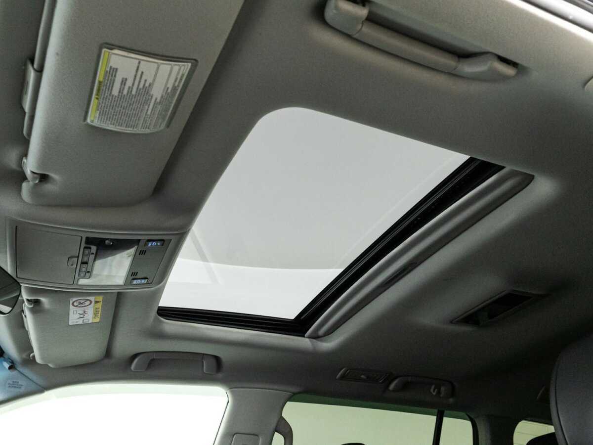 Toyota Land Cruiser с пробегом — 2016 год. Фото: #15