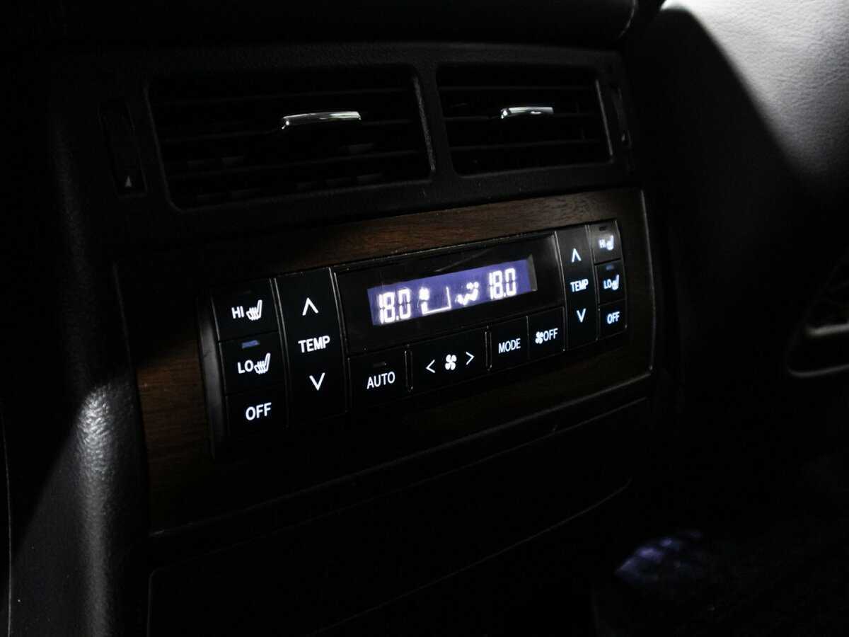 Toyota Land Cruiser с пробегом — 2016 год. Фото: #26