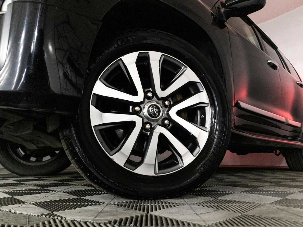 Toyota Land Cruiser с пробегом — 2016 год. Фото: #30