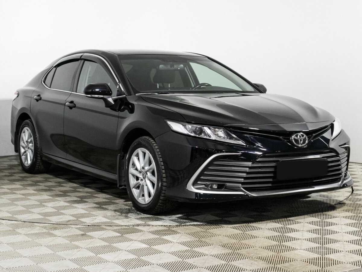 Toyota Camry с пробегом — 2022 год. Фото: #2