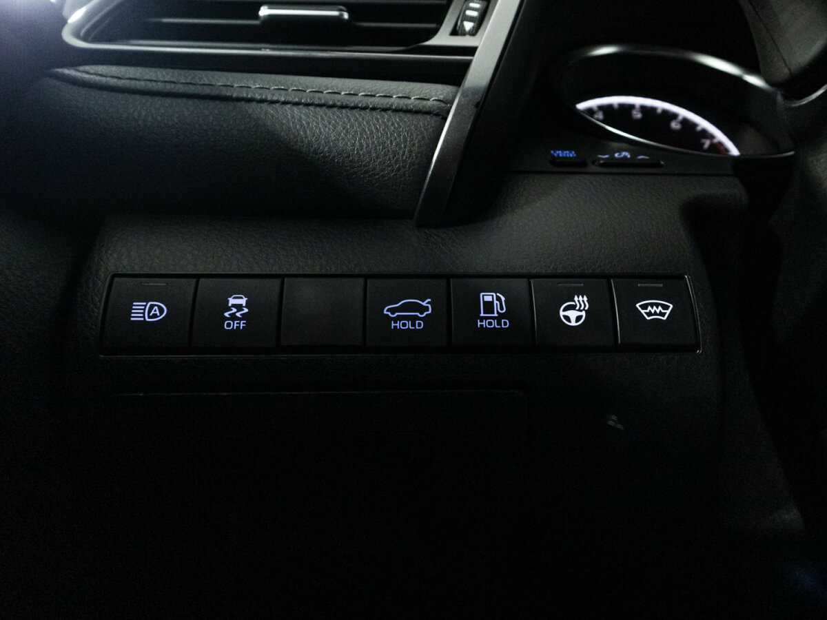 Toyota Camry с пробегом — 2021 год. Фото: #17