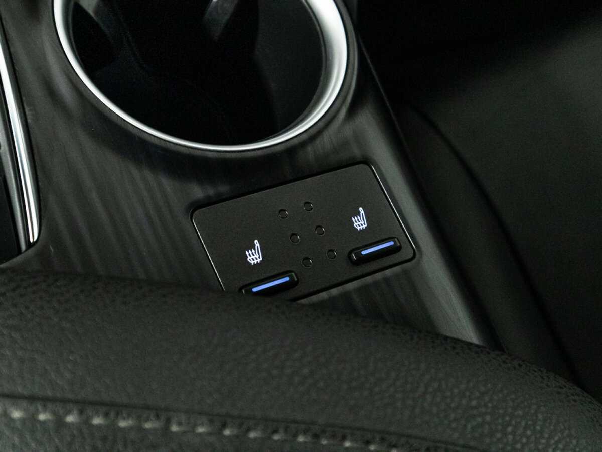 Toyota Camry с пробегом — 2021 год. Фото: #18