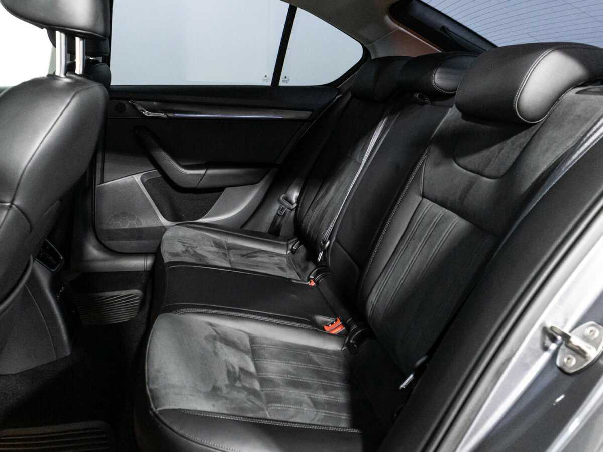 Skoda Octavia с пробегом — 2020 год. Фото: #9