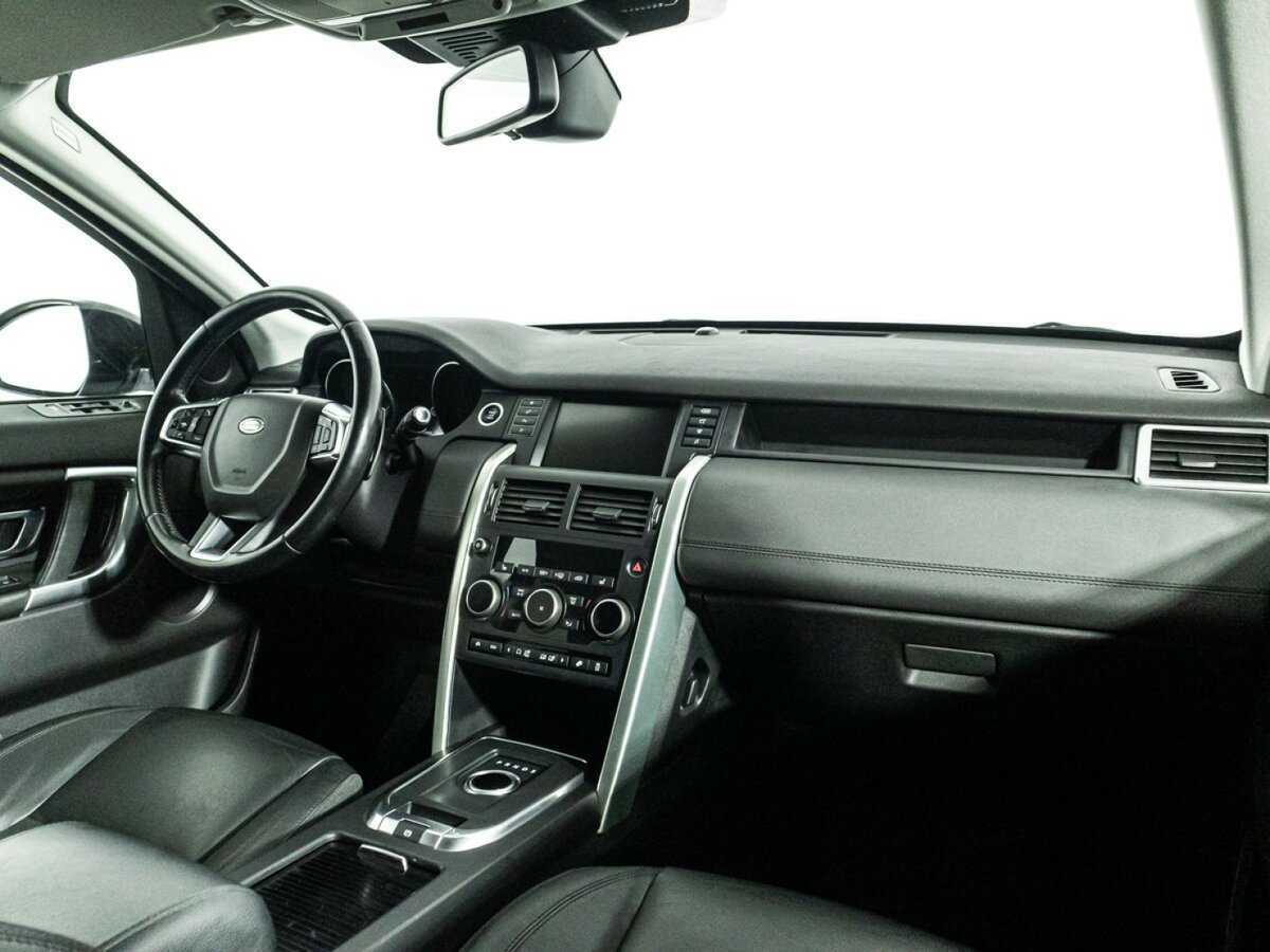 Land Rover Discovery Sport с пробегом — 2015 год. Фото: #8