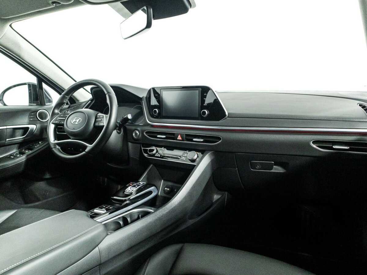 Hyundai Sonata с пробегом — 2022 год. Фото: #8