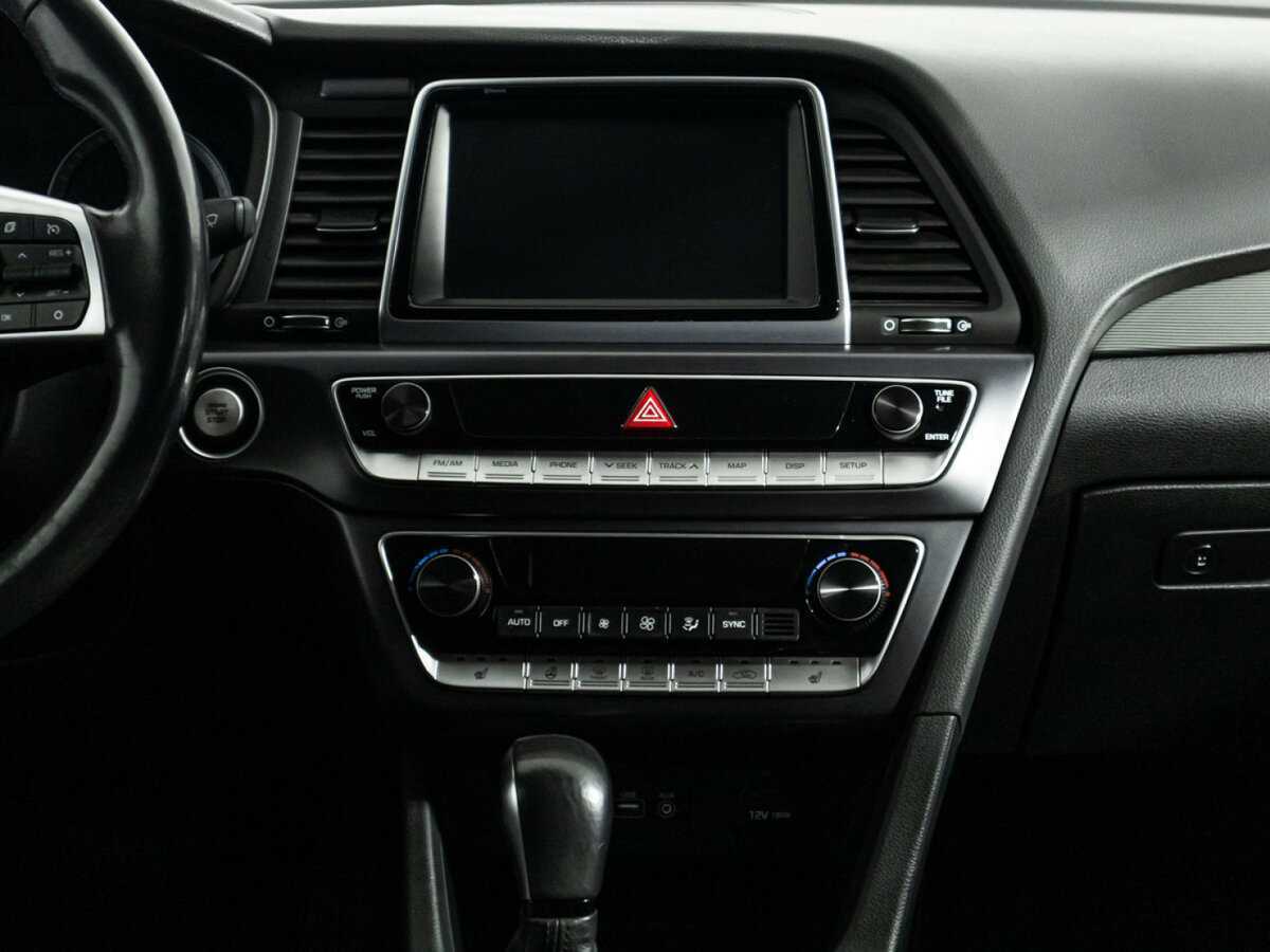 Hyundai Sonata с пробегом — 2018 год. Фото: #13
