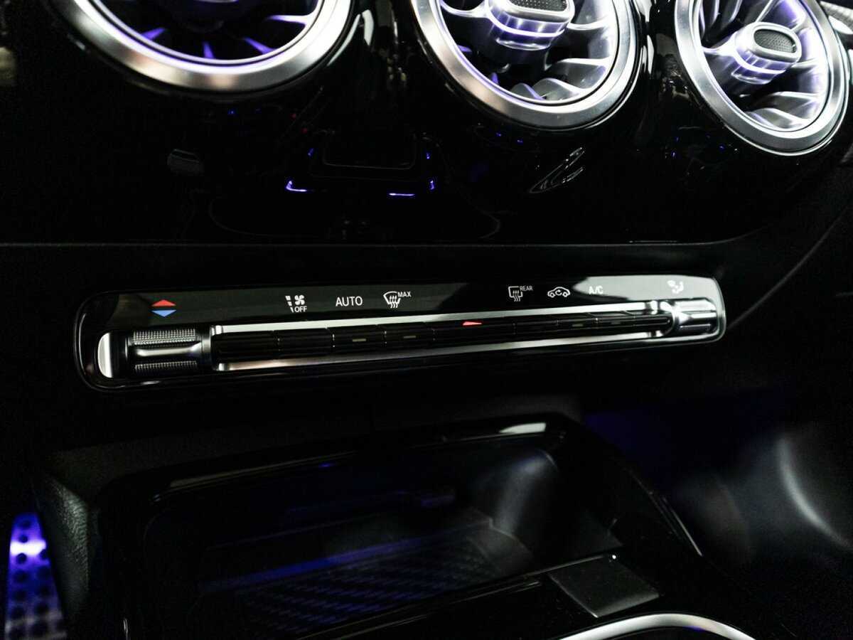 Mercedes-Benz A-Класс AMG с пробегом — 2020 год. Фото: #19