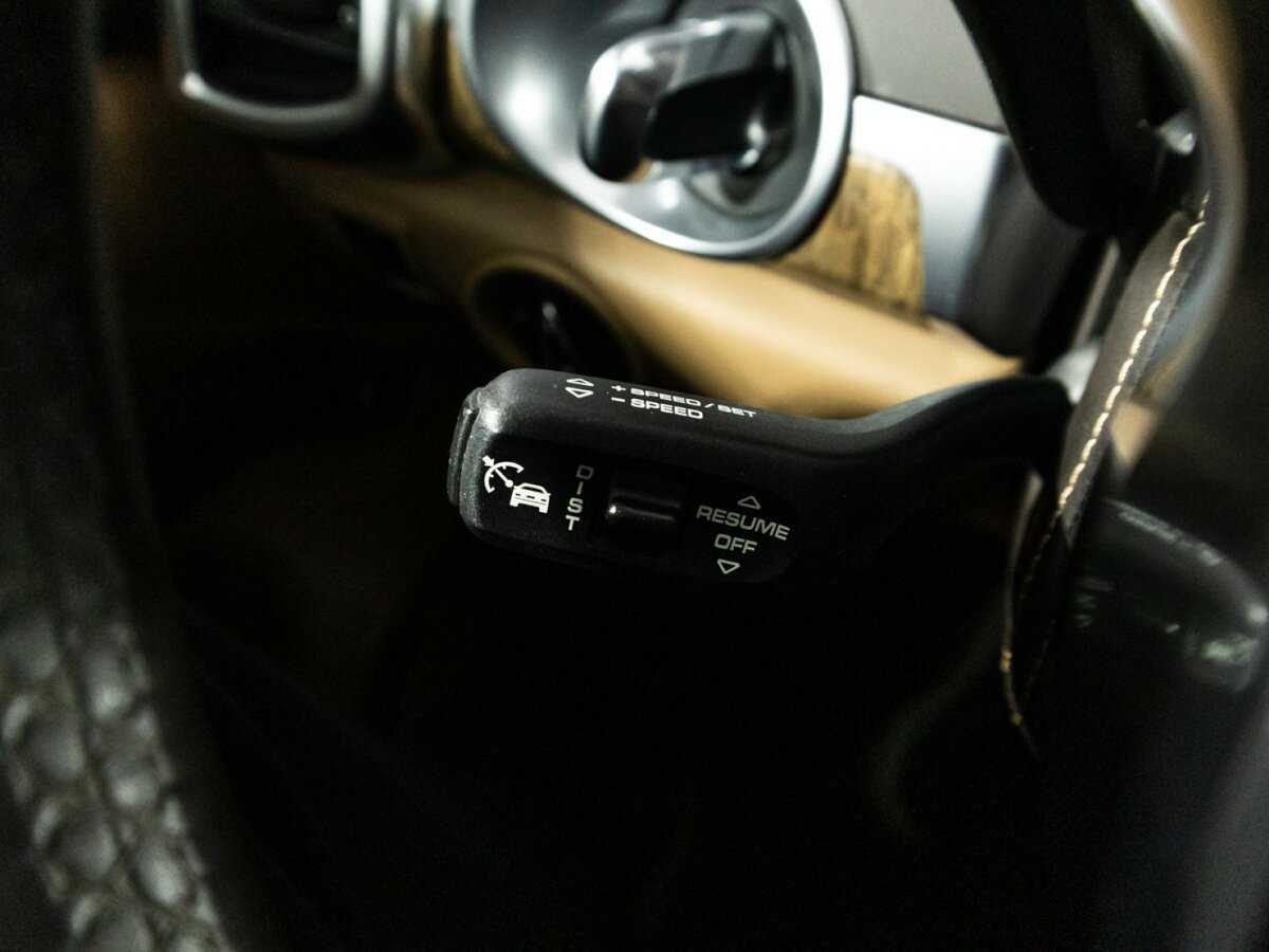 Porsche Cayenne с пробегом — 2015 год. Фото: #20