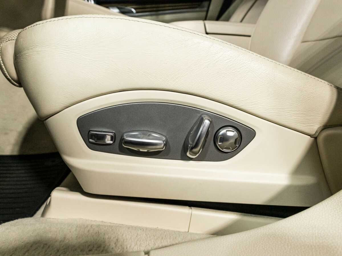 Porsche Panamera с пробегом — 2010 год. Фото: #14